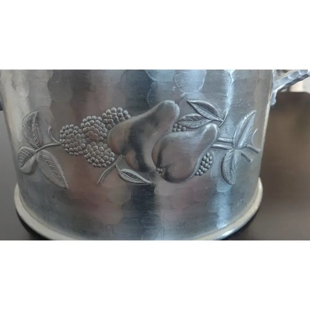 Vintage Everlast Aluminum Ice Bucket